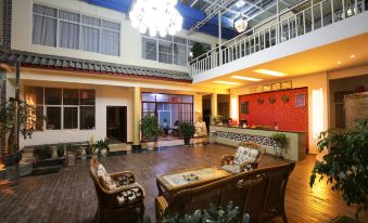 Domi Hotel Chain (Lijiang Ancient City Huama Street)