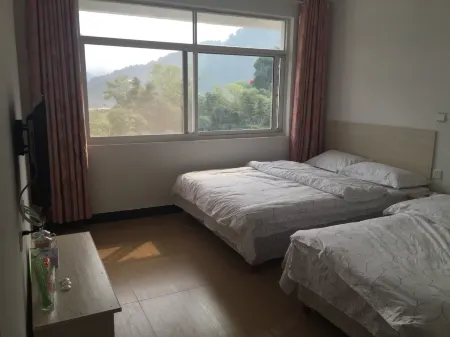 Jixi Longchuan No.19 Farm Hotel Отели в г. Цзиси