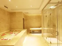 Hualian Hotel Hotels in Yingkou