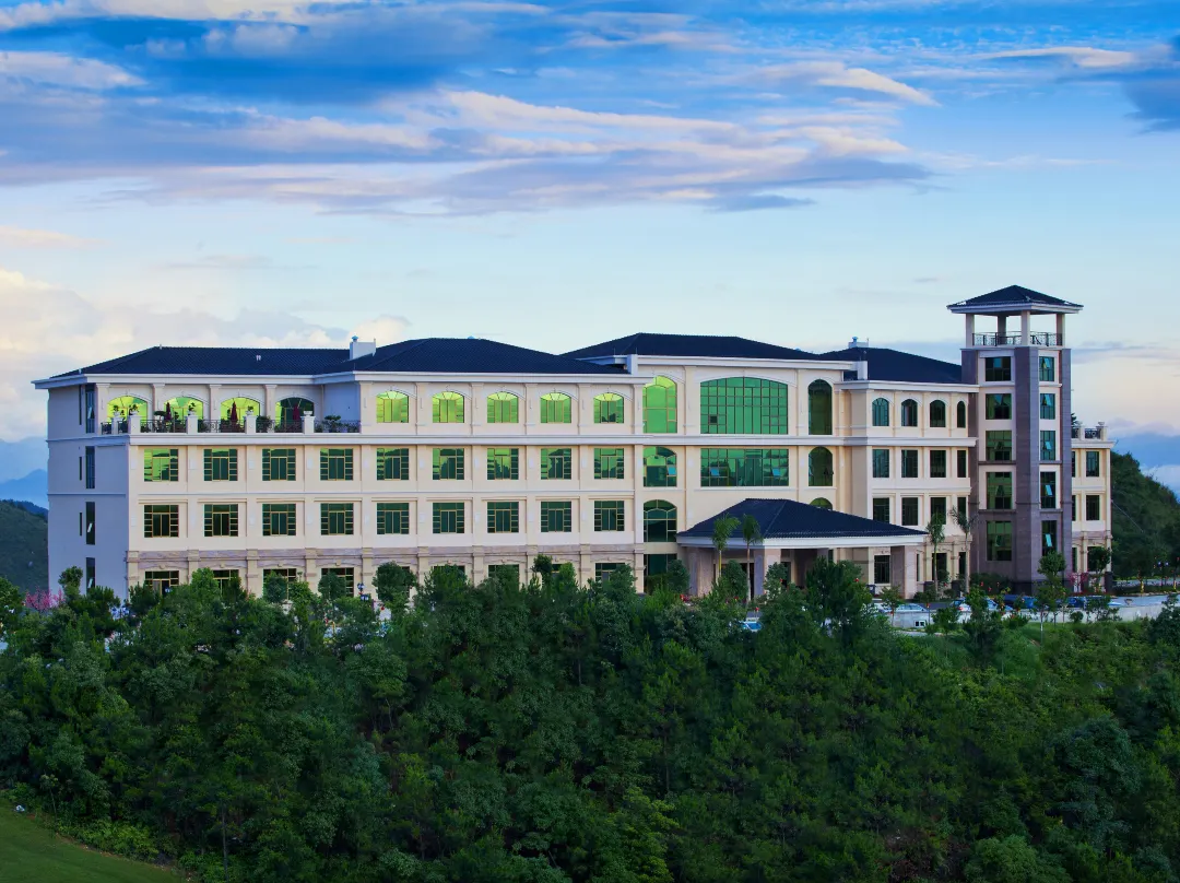 Luhushan Hotel - Meizhou