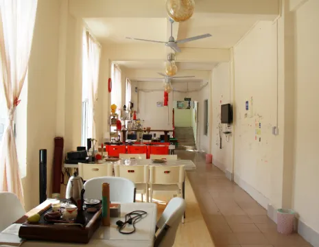 Beihai Hai Yi Hurried That year Inn (Second inn)