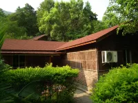 Yangchun Chundu Hot Spring Resort Hotels near Bajia Sceneic Area