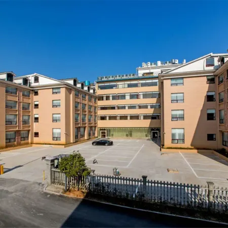 Wuyi Mountain Vienna International Hotel (Sangu Holiday Zone Impression Dahongpao Branch)