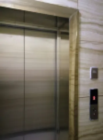 Hotel Binhe River Estuary