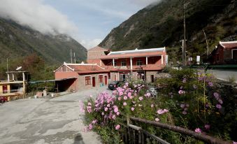 Hongyun Farmhouse