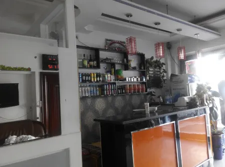 Tiantian Business Hotel