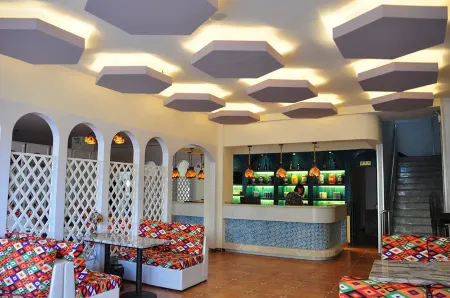 Holiday Inn Ping Royland Отели в г. Пинло