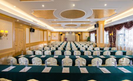 Vienna Hotel (Zhuozhou High-speed Railway Station) - Housity