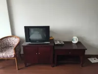 Taixing Jinyan Hotel