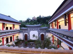 Dingfeng Manor Hotel