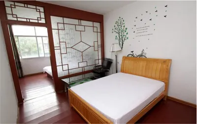 Xing'an Hongfu Business Hotel Hotels near Qin-Dynasty Palace