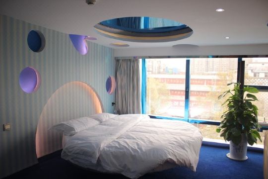 宇博酒店(洛阳中州路店)