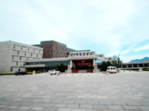 Fengze International Hotel Hotels in Fanshi