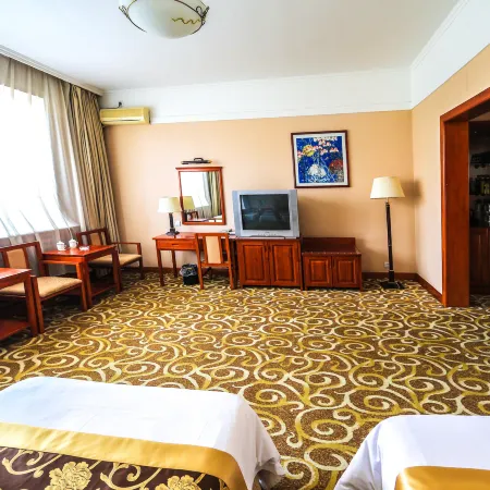 Chang Bai Shan Hotel Hotels in Linjiang