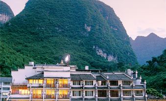 Yangshuo M Yuansu Hotel (Wubu Town Shop)