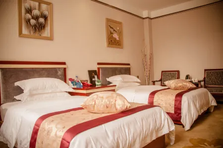 Four Seasons Small Town Hotel Отели в г. Шэхун