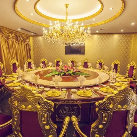 Alps hotel
