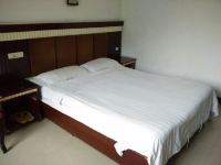 威远红都宾馆 - 标准大床房