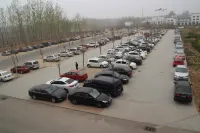 Debai Hot Spring Resort - parking