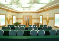 Railway Grand Hotel Hotels in Xiangyang