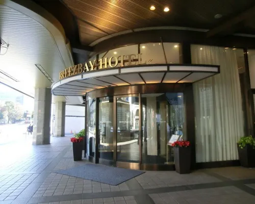 Breezbay Hotel Resort and Spa Hotels near Sakuragicho