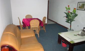 Dingnan Dongyuan Business Hotel