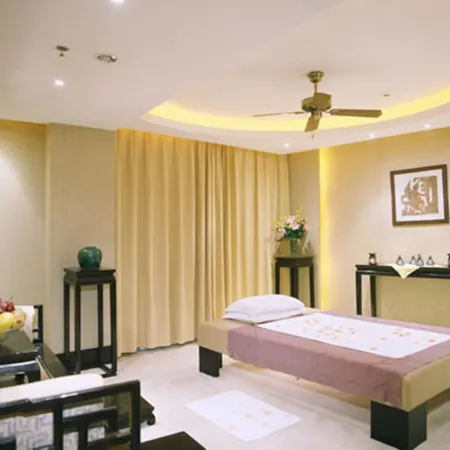 Lakeview Xuanwu Hotel