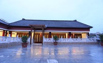 Dingfeng Manor Hotel