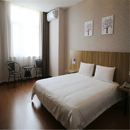 Eaka 365 Hotel Original Ningjin Bus Station Отели рядом с достопримечательностью «Городская площадь Шэньцзян Цзянь»