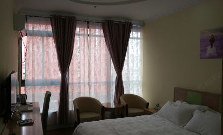 Suitetrails - Pinghu Golden Bay Hotel