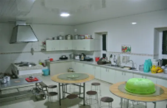 Zhonglu Zangzhai Country Hotel