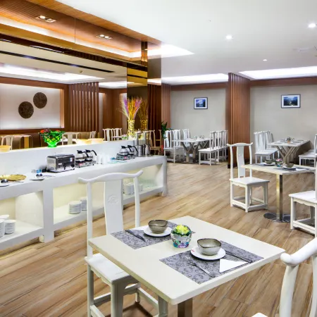 Elephant Trunk Hill Hotel Отели рядом с достопримечательностью «Гора Фубо»