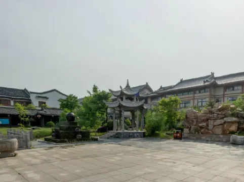 GreenTree Eastern Hotel (Chizhou Yangtze River middle road RT Mart)