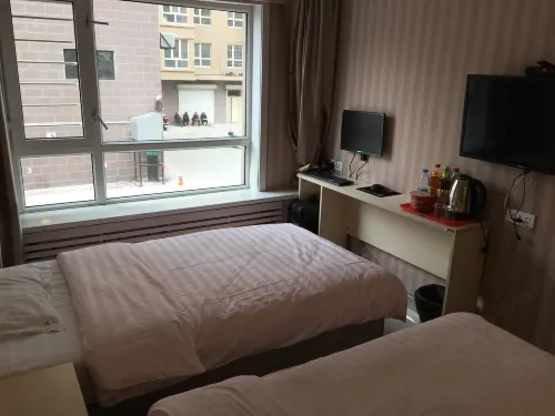 Tianzhou Express Hotel - parkir