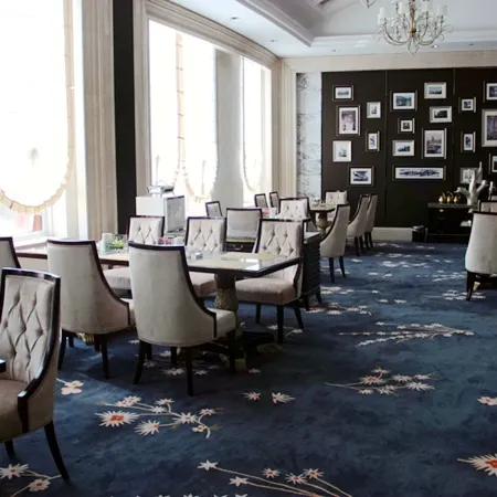 Saussurea Hotel Отели в г. Карамай