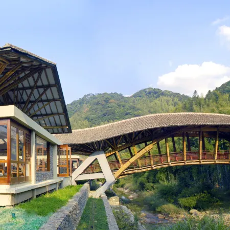 Crosswaters Ecolodge & Spa