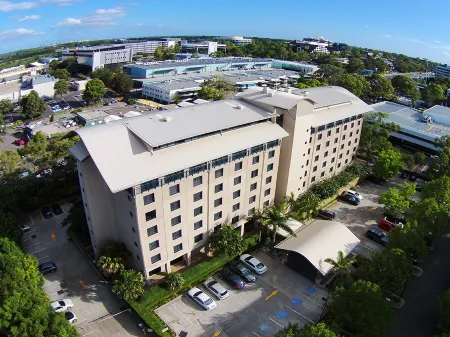 Courtyard Sydney-North Ryde