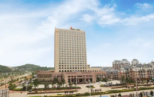 Oriental International Hotel (Leping City Donghu Park Branch)