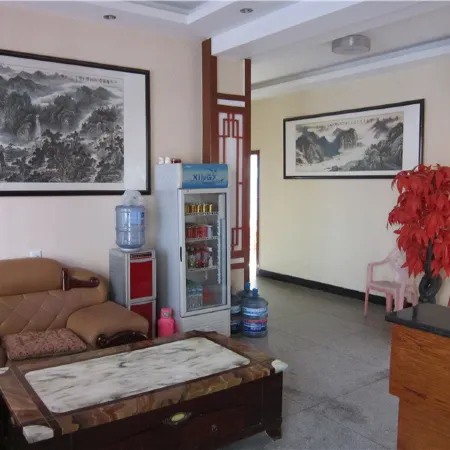 Ningdu Hongxiang Hotel
