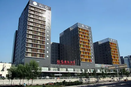 Raypar Yulong International Hotel