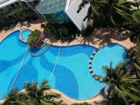 三亚湾蓝海风情海景公寓 - 室外游泳池