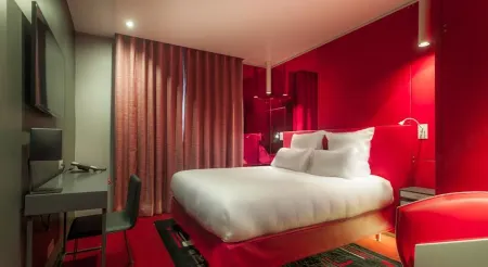 Hôtel Félicien Отели рядом с достопримечательностью «Лебединый о.»