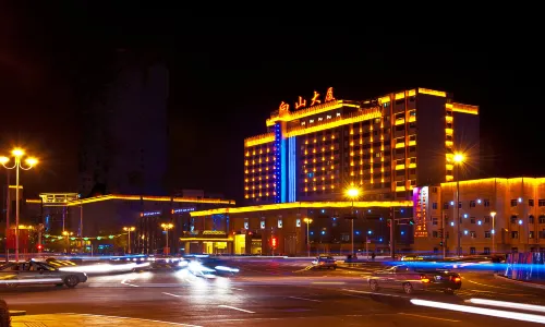 Yanji Baishan Building