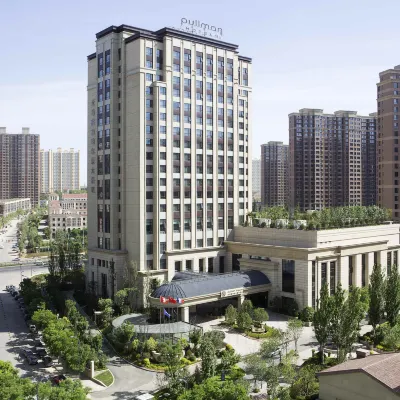 Pullman Taiyuan Hotel dekat Taiyuan Zoo