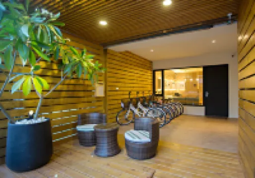 旅人驛站-中正藏書館