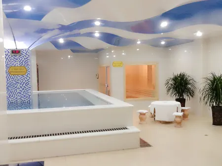 Yipin Zuge Hotel Отели в г. Цинсю