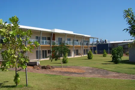 Club Tropical Resort Darwin Отели в г. Анула
