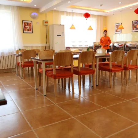 Homeinn Hotel (Anqiu Weixu South Road Taihua City)