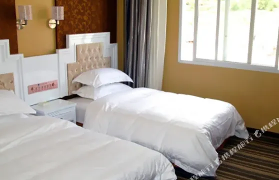 鄉城南索大酒店