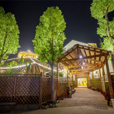 Linyu Huaxi Hot Spring Holiday Hotel